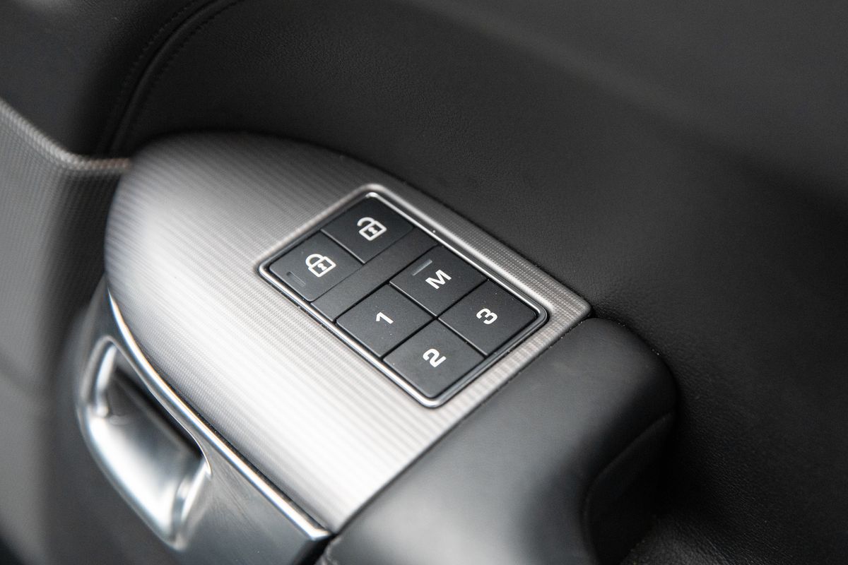2021 Land Rover Range Rover Sport D300 HSE