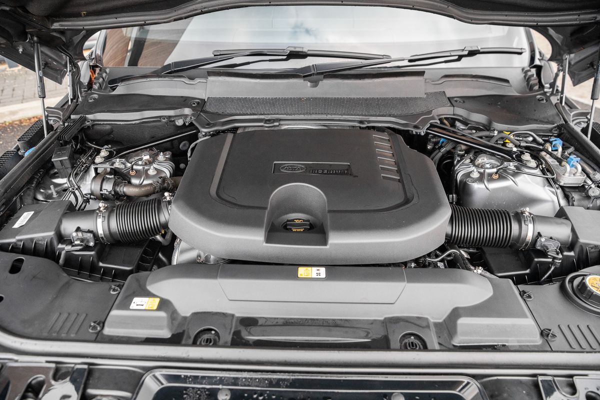 2021 Land Rover Range Rover Sport D300 HSE