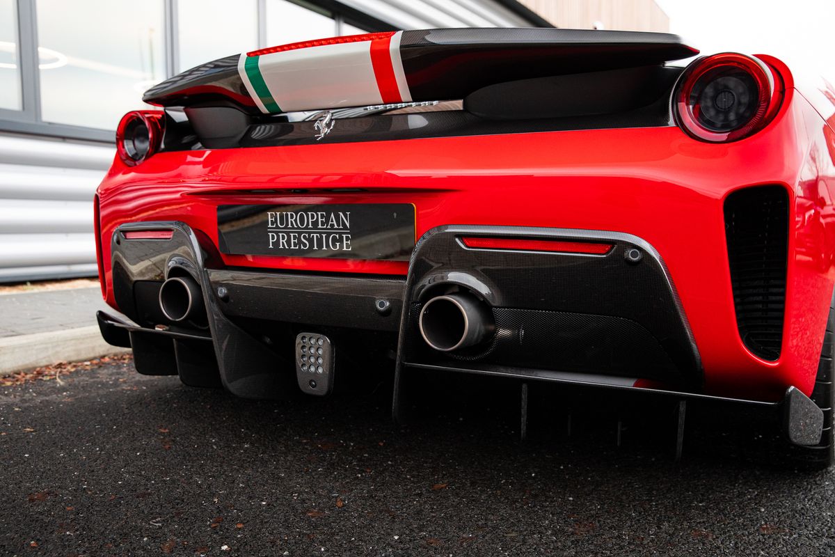 2020 Ferrari 488 Pista Piloti