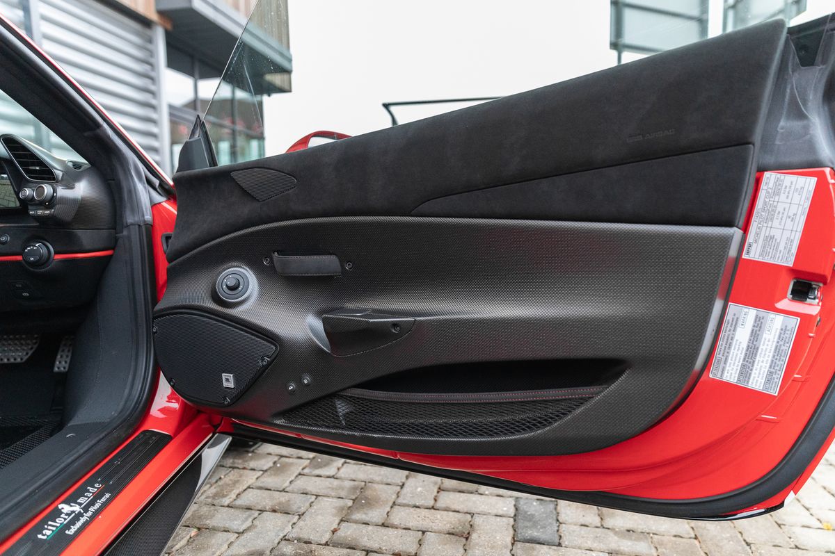 2020 Ferrari 488 Pista Piloti