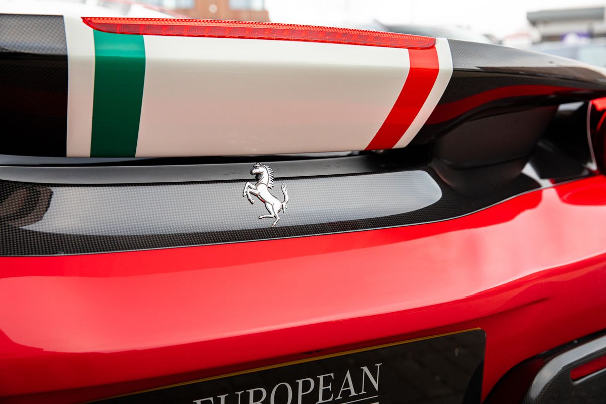 2020 Ferrari 488 Pista Piloti
