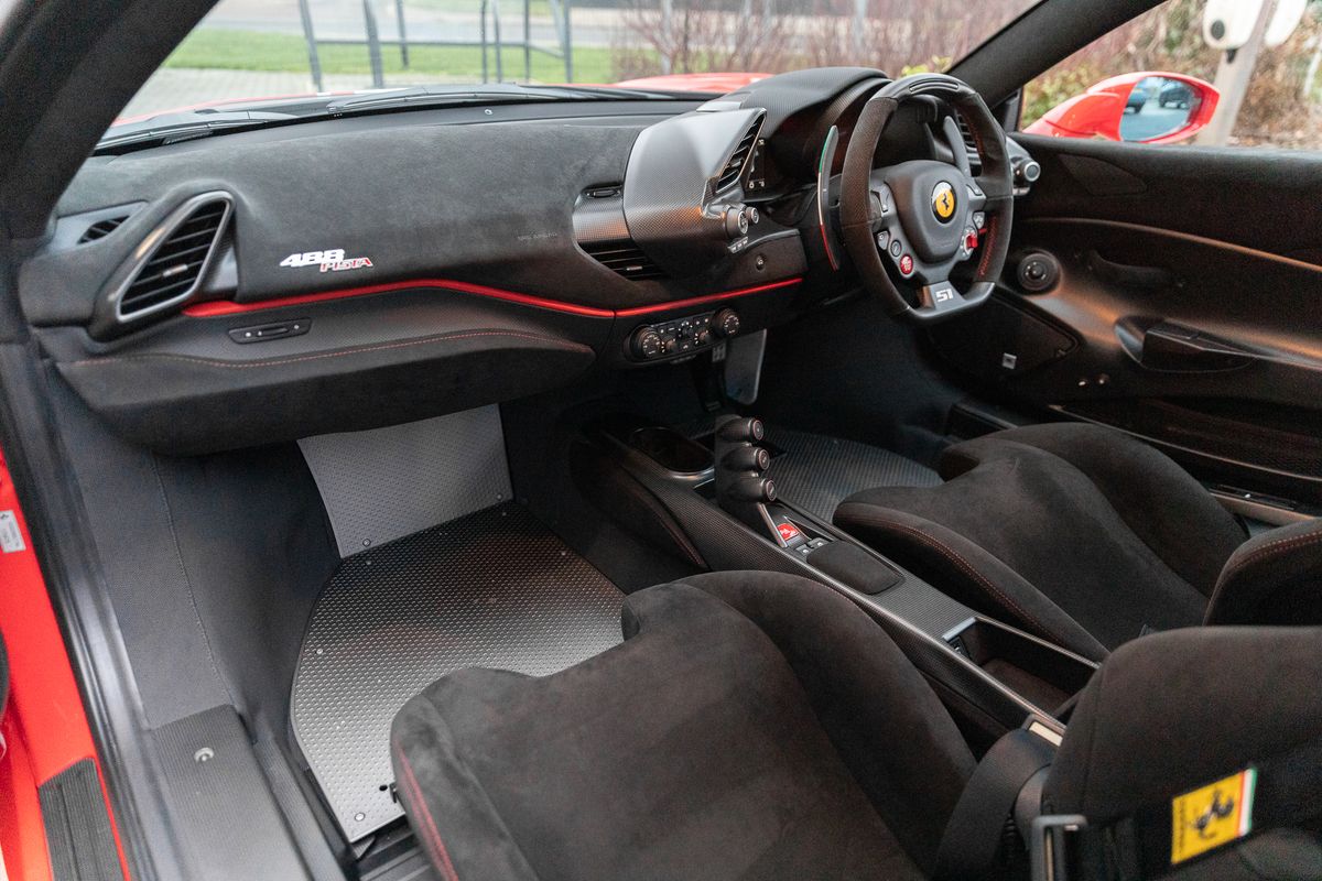 2020 Ferrari 488 Pista Piloti