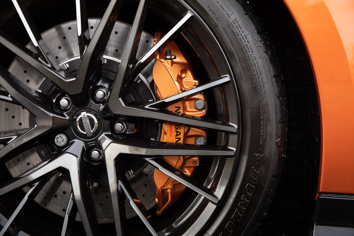 2021 Nissan GT-R Prestige 3.8 V6