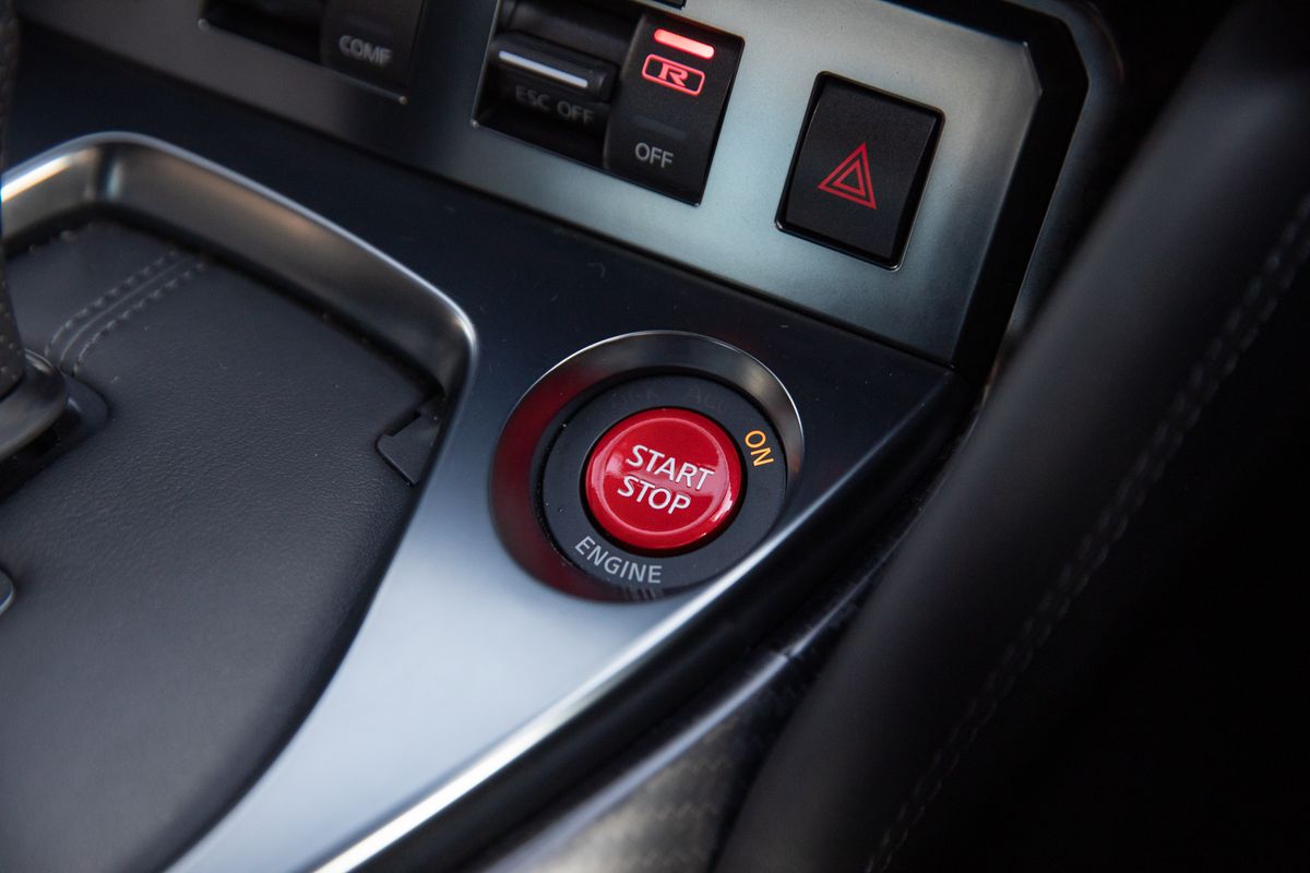 2021 Nissan GT-R Prestige 3.8 V6