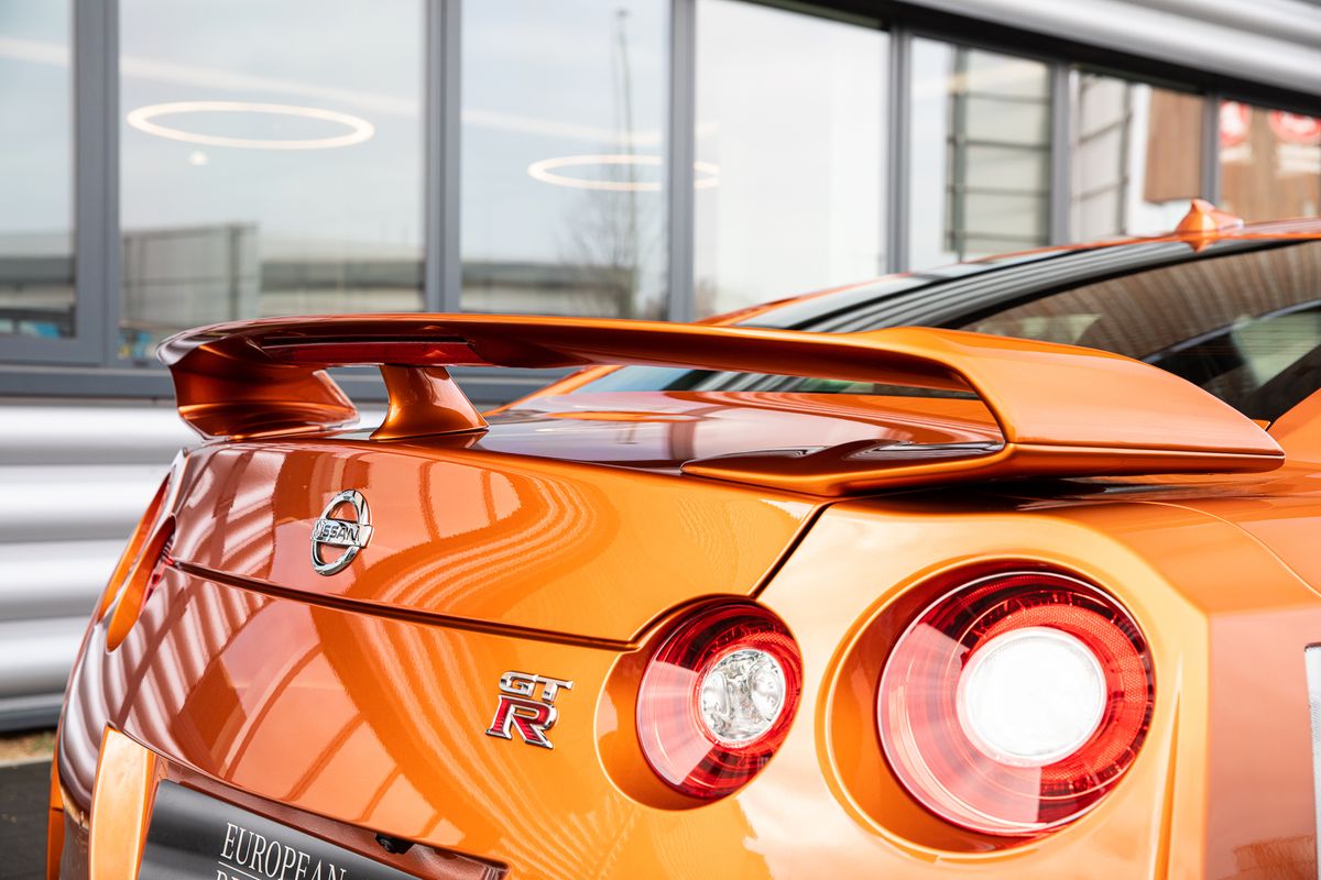 2021 Nissan GT-R Prestige 3.8 V6
