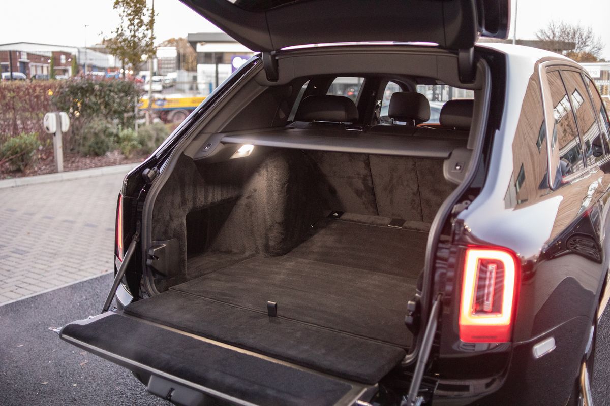 2022 Rolls-Royce Cullinan V12