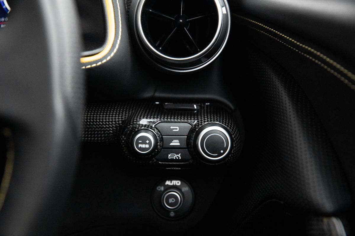 2020 Ferrari 812 GTS