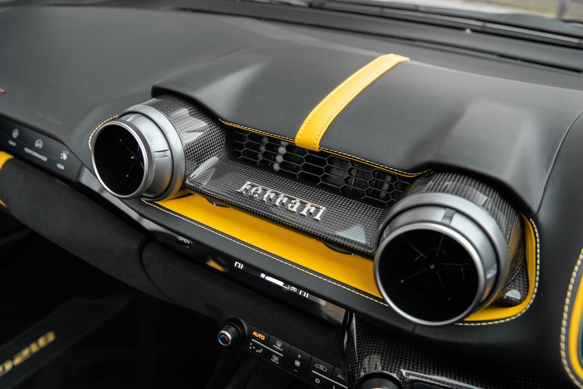 2020 Ferrari 812 GTS