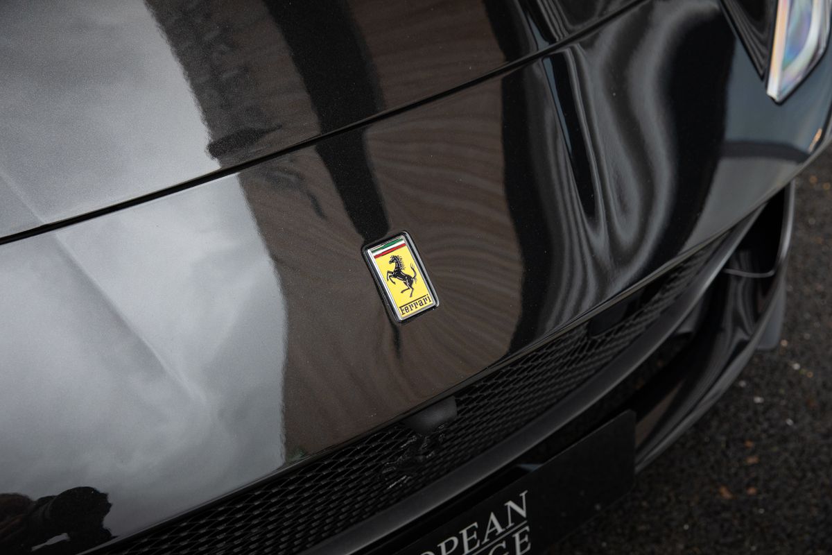 2020 Ferrari 812 GTS