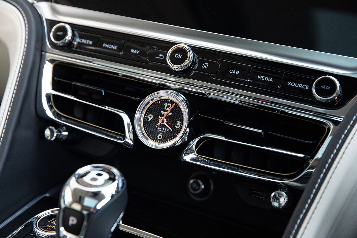 2022 Bentley Flying Spur V8