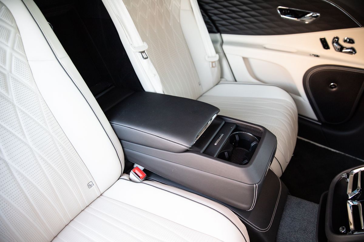 2022 Bentley Flying Spur V8