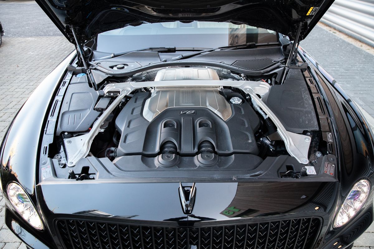 2022 Bentley Flying Spur V8