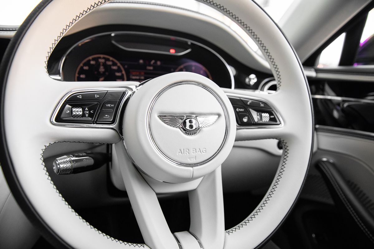 2022 Bentley Flying Spur V8