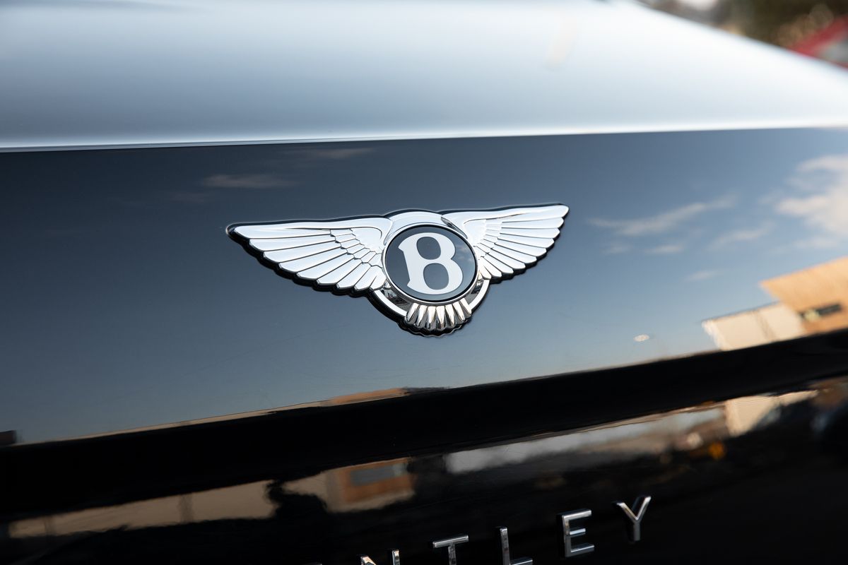2022 Bentley Flying Spur V8