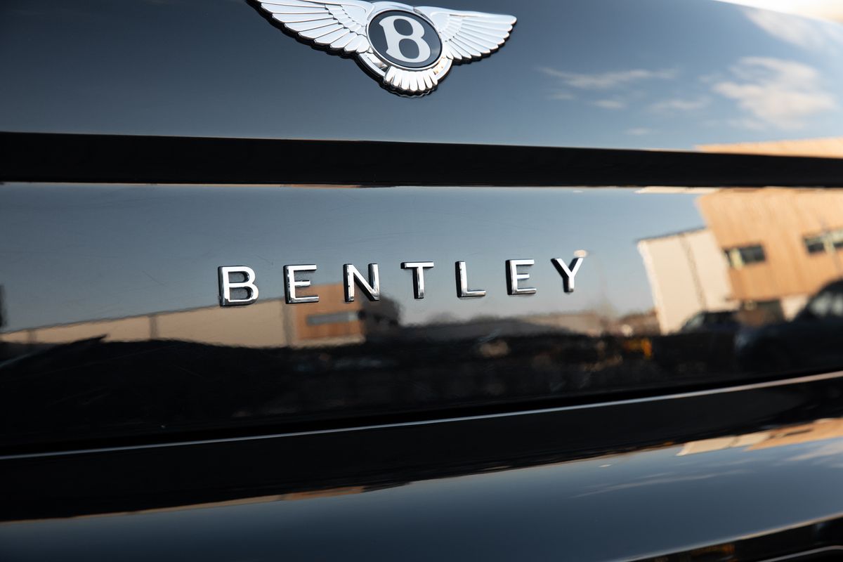 2022 Bentley Flying Spur V8