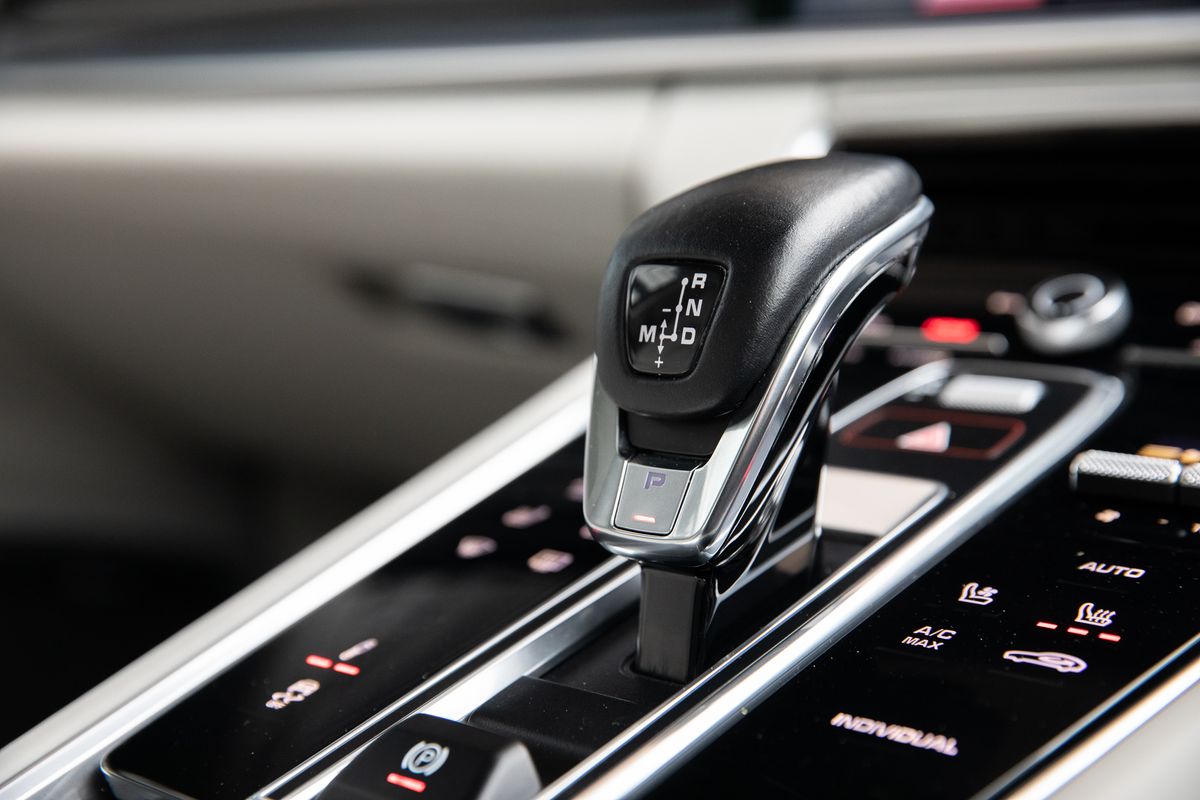 2019 Porsche Panamera Turbo S E-Hybrid