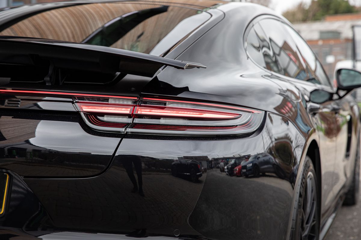 2019 Porsche Panamera Turbo S E-Hybrid