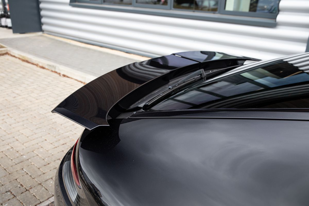 2019 Porsche Panamera Turbo S E-Hybrid