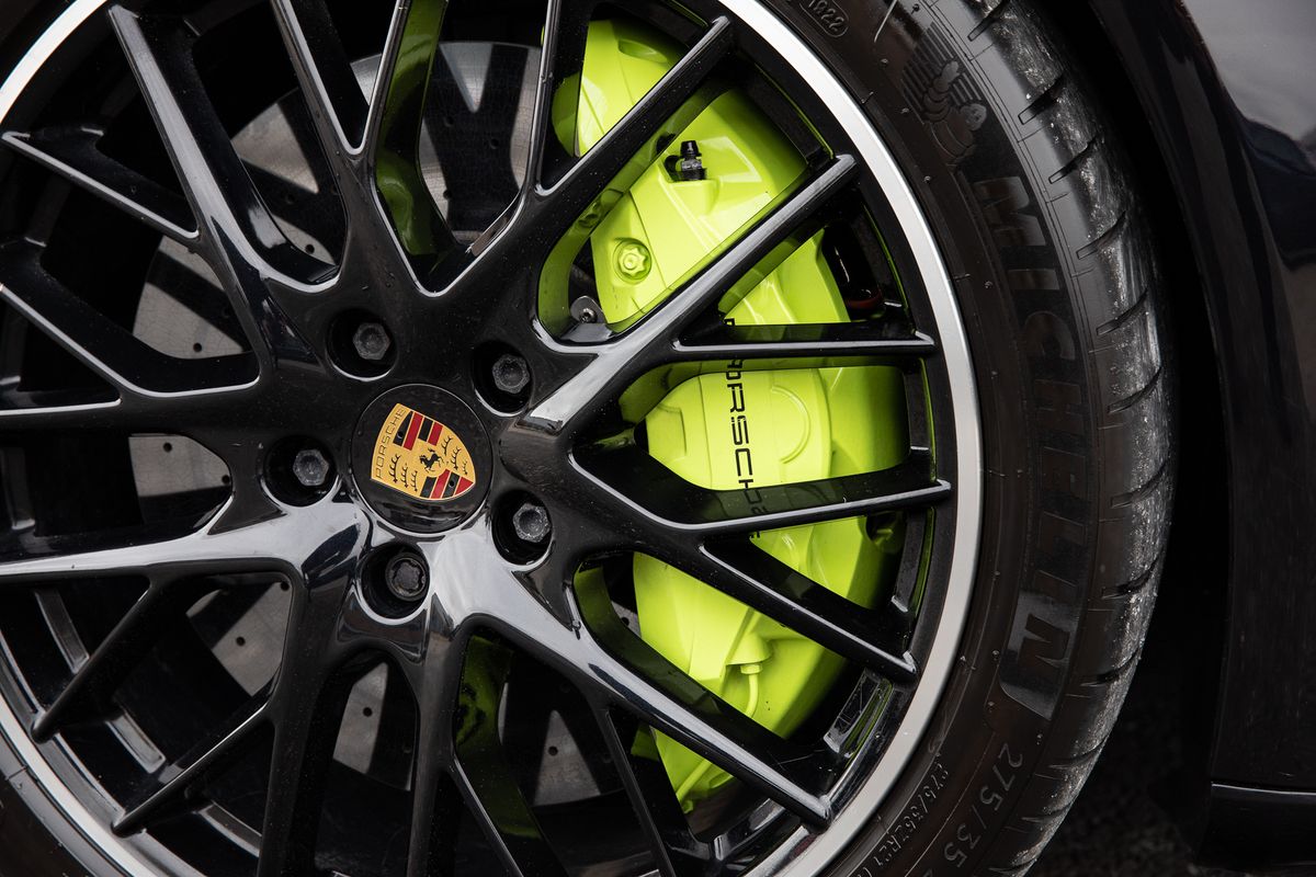 2019 Porsche Panamera Turbo S E-Hybrid