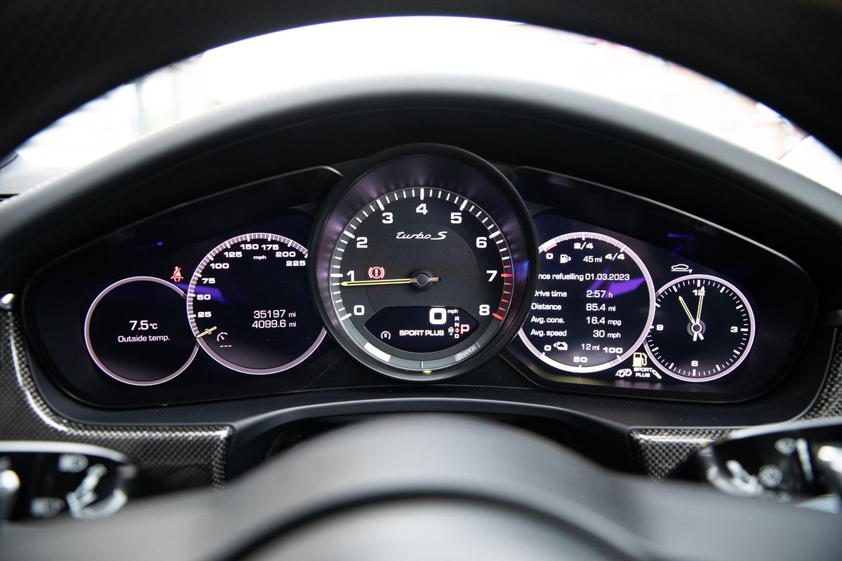 2019 Porsche Panamera Turbo S E-Hybrid