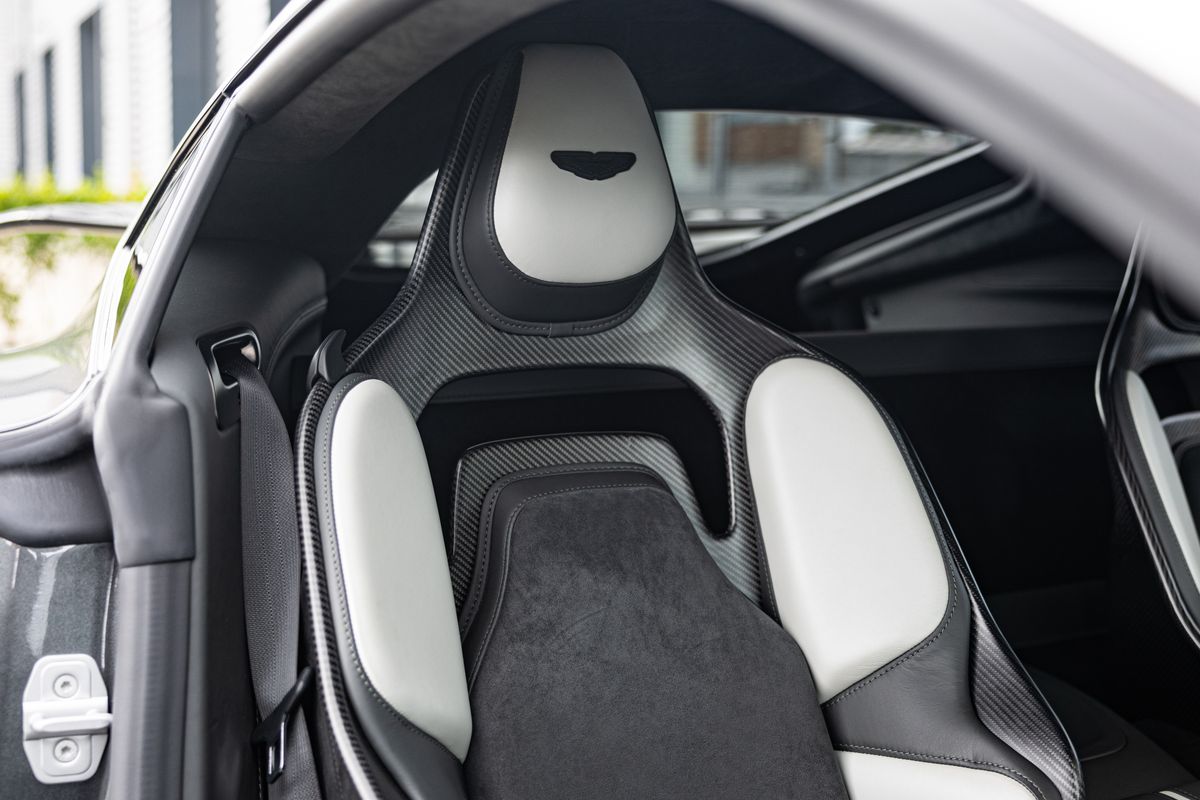 2022 Aston Martin Vantage V12