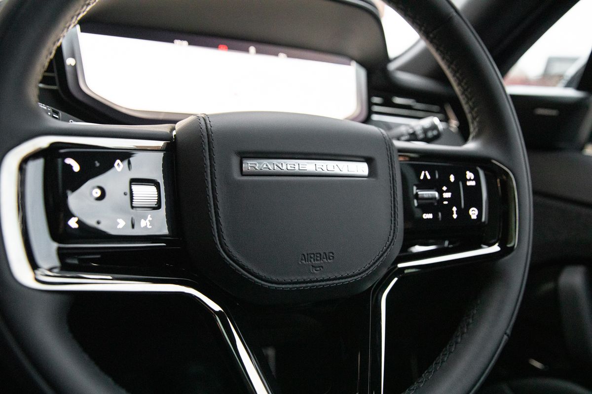 2023 Land Rover Range Rover Sport D300 MHEV Dynamic SE
