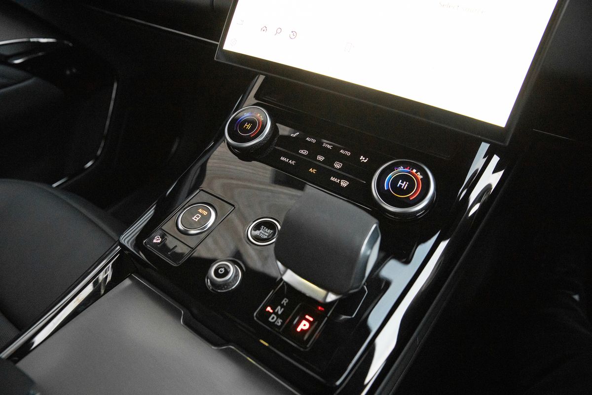 2023 Land Rover Range Rover Sport D300 MHEV Dynamic SE