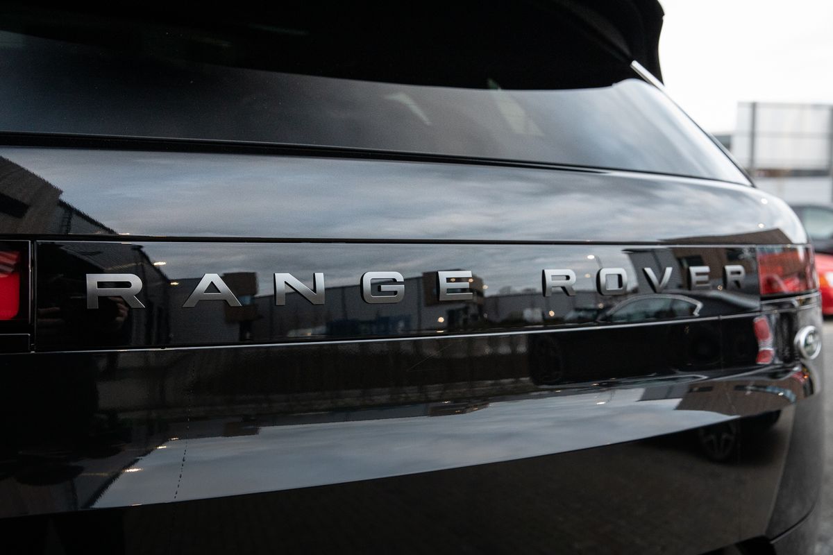 2023 Land Rover Range Rover Sport D300 MHEV Dynamic SE