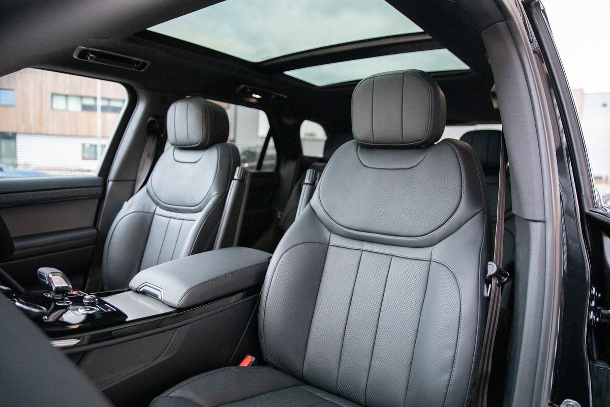 2023 Land Rover Range Rover Sport D300 MHEV Dynamic SE