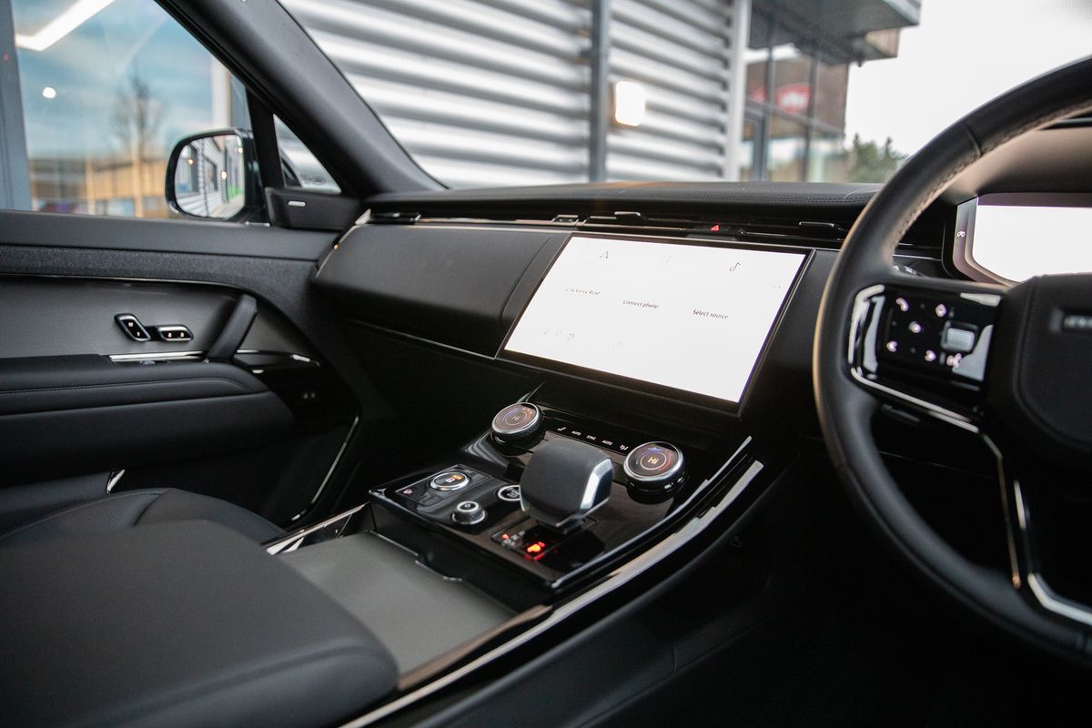 2023 Land Rover Range Rover Sport D300 MHEV Dynamic SE