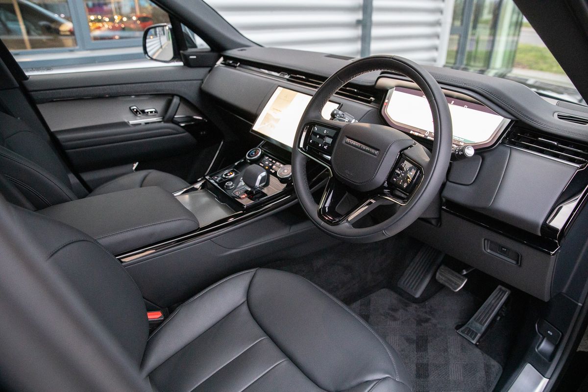 2023 Land Rover Range Rover Sport D300 MHEV Dynamic SE