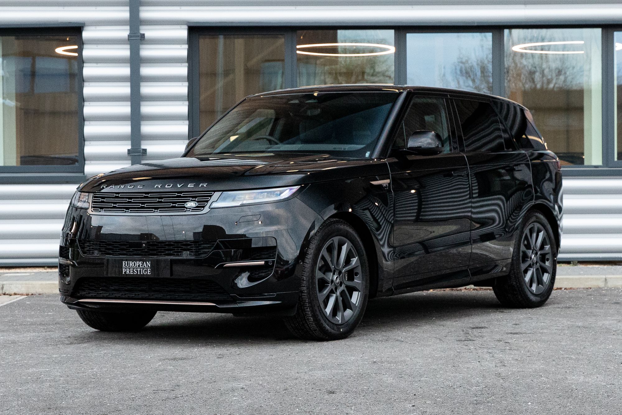 2023 Land Rover Range Rover Sport D300 MHEV Dynamic SE Previously