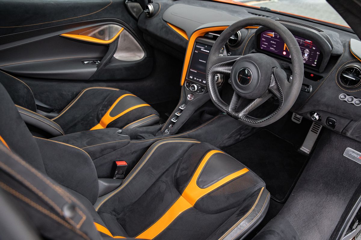 2017 Mclaren 720S 4.0T V8 SSG