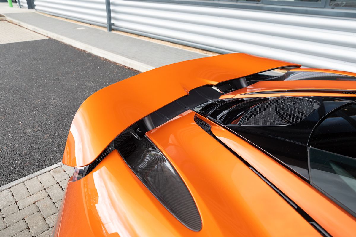 2017 Mclaren 720S 4.0T V8 SSG