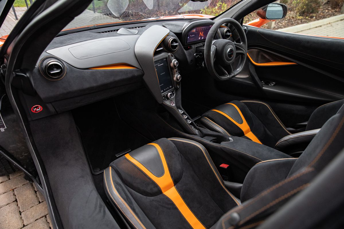 2017 Mclaren 720S 4.0T V8 SSG