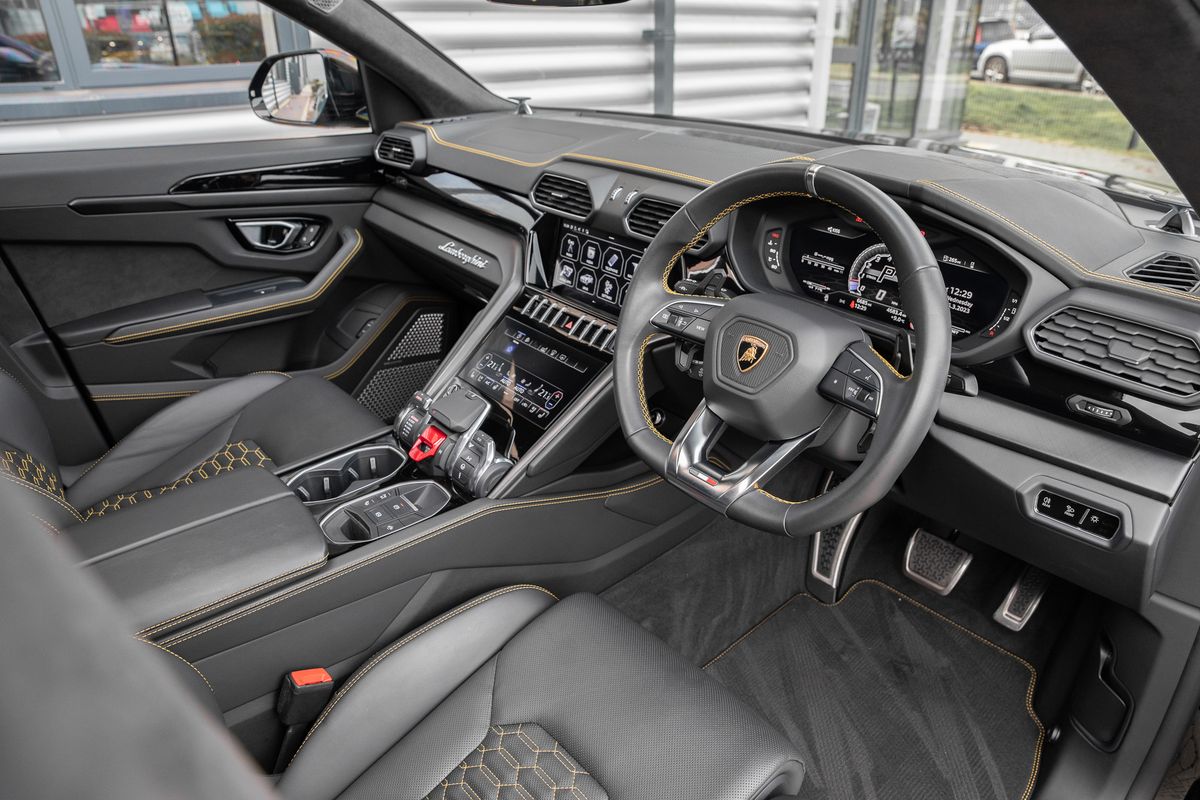 2021 Lamborghini Urus 4.0 V8 BiTurbo