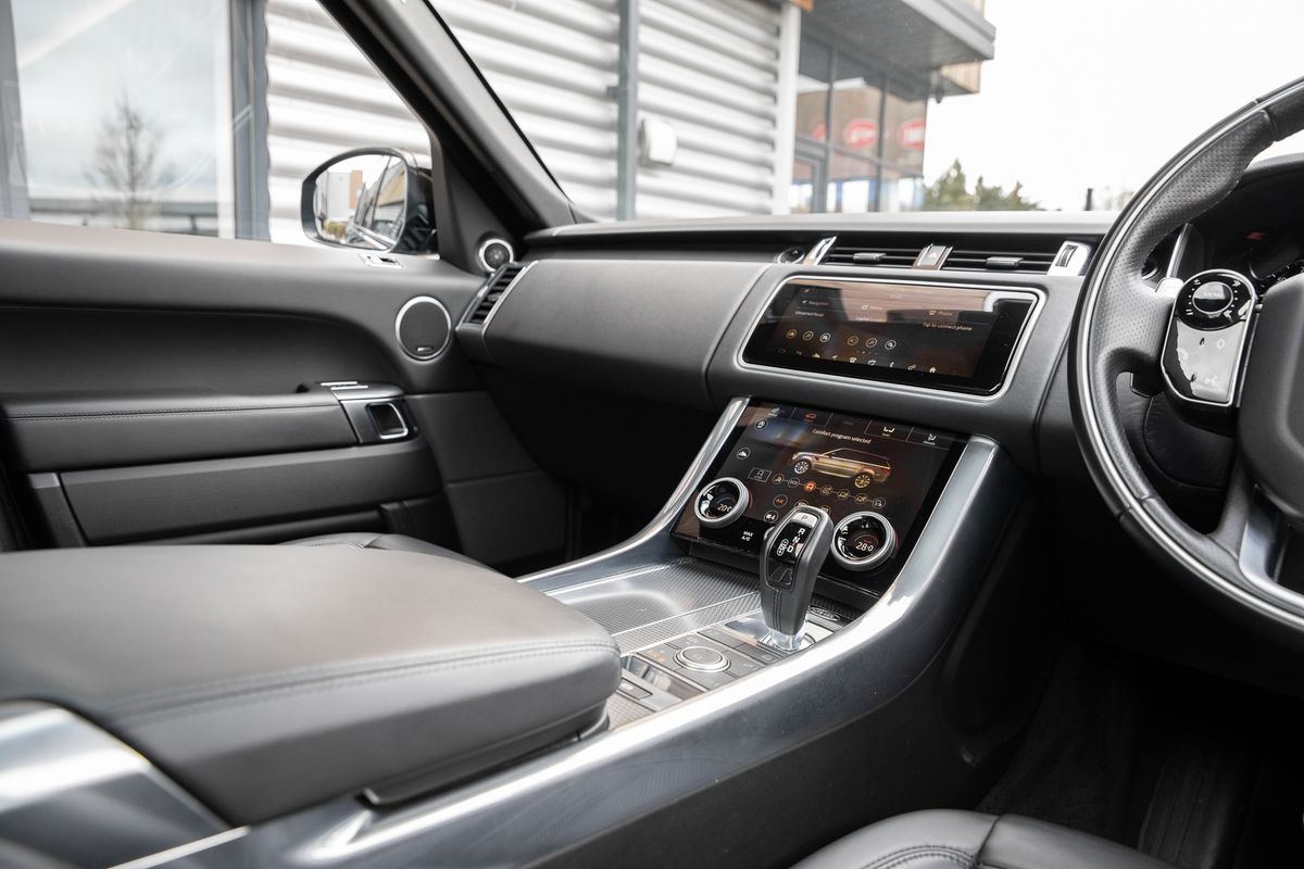 2018 Land Rover Range Rover Sport 3.0 SD V6 HSE Dynamic