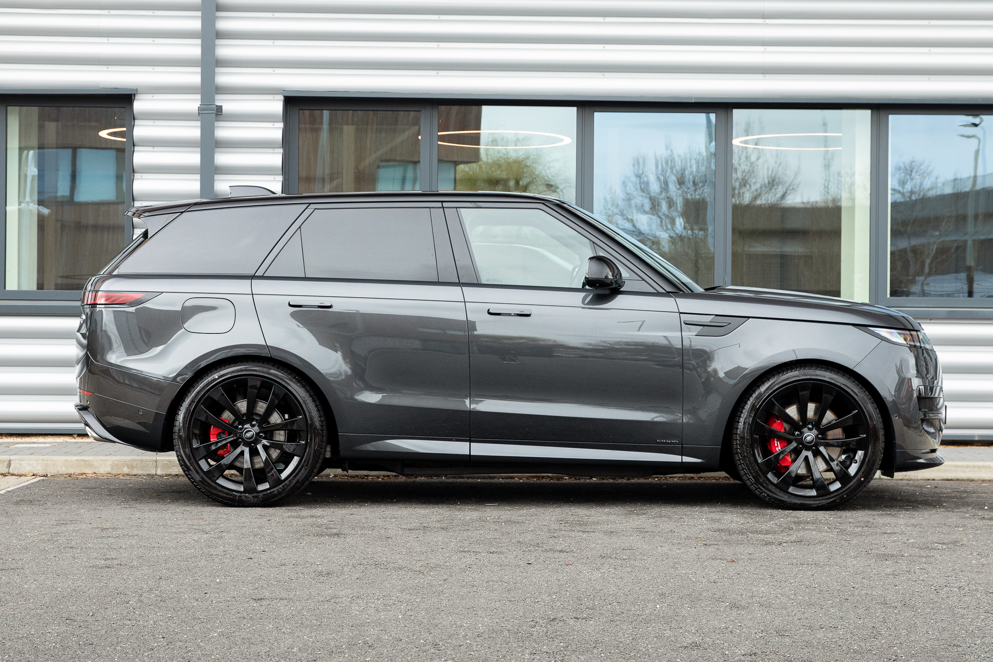 Carpathian grey outlet range rover
