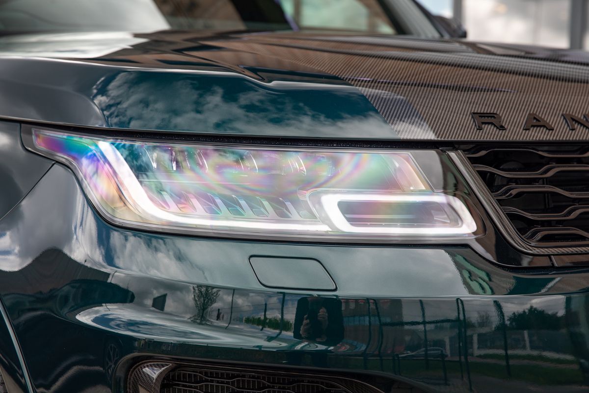 2021 Land Rover Range Rover SVR Carbon Edition