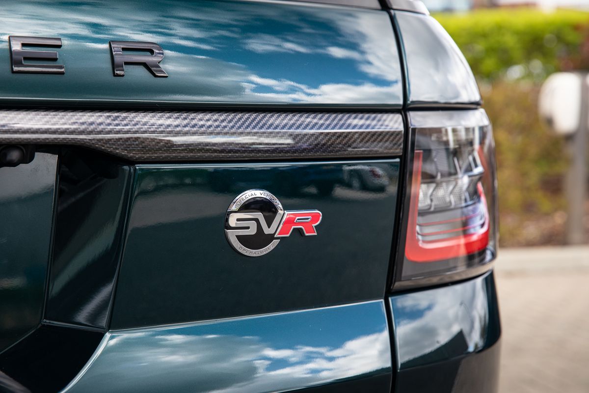2021 Land Rover Range Rover SVR Carbon Edition
