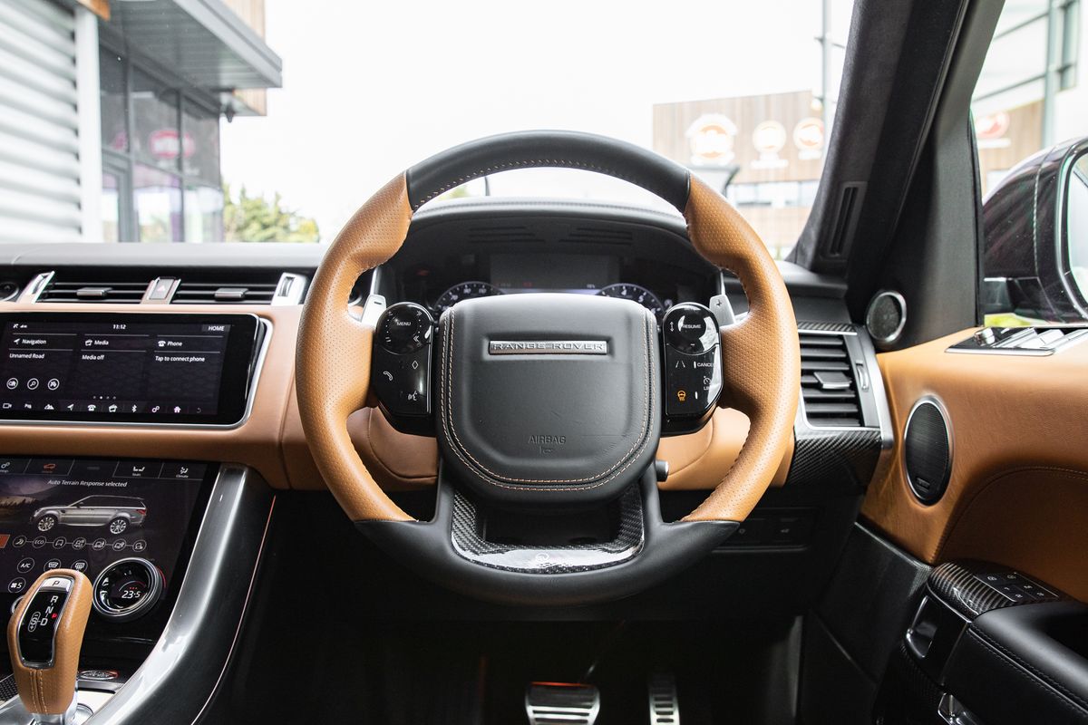2021 Land Rover Range Rover SVR Carbon Edition