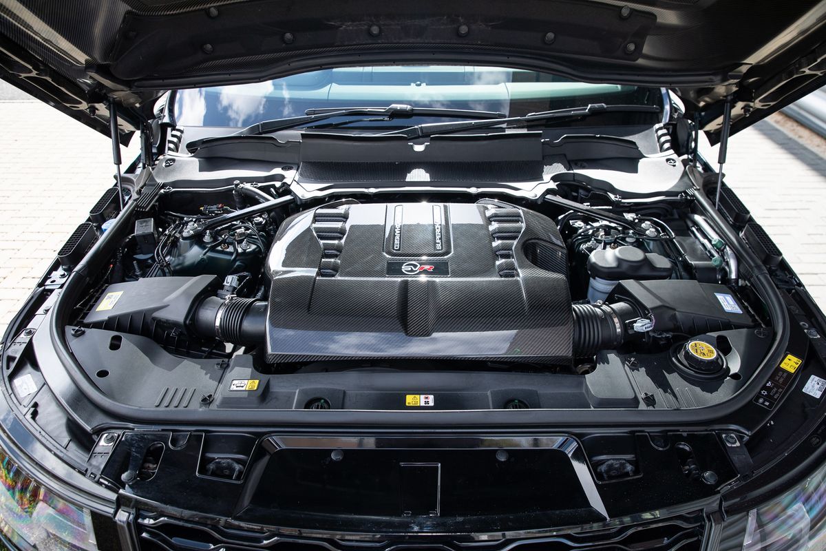2021 Land Rover Range Rover SVR Carbon Edition