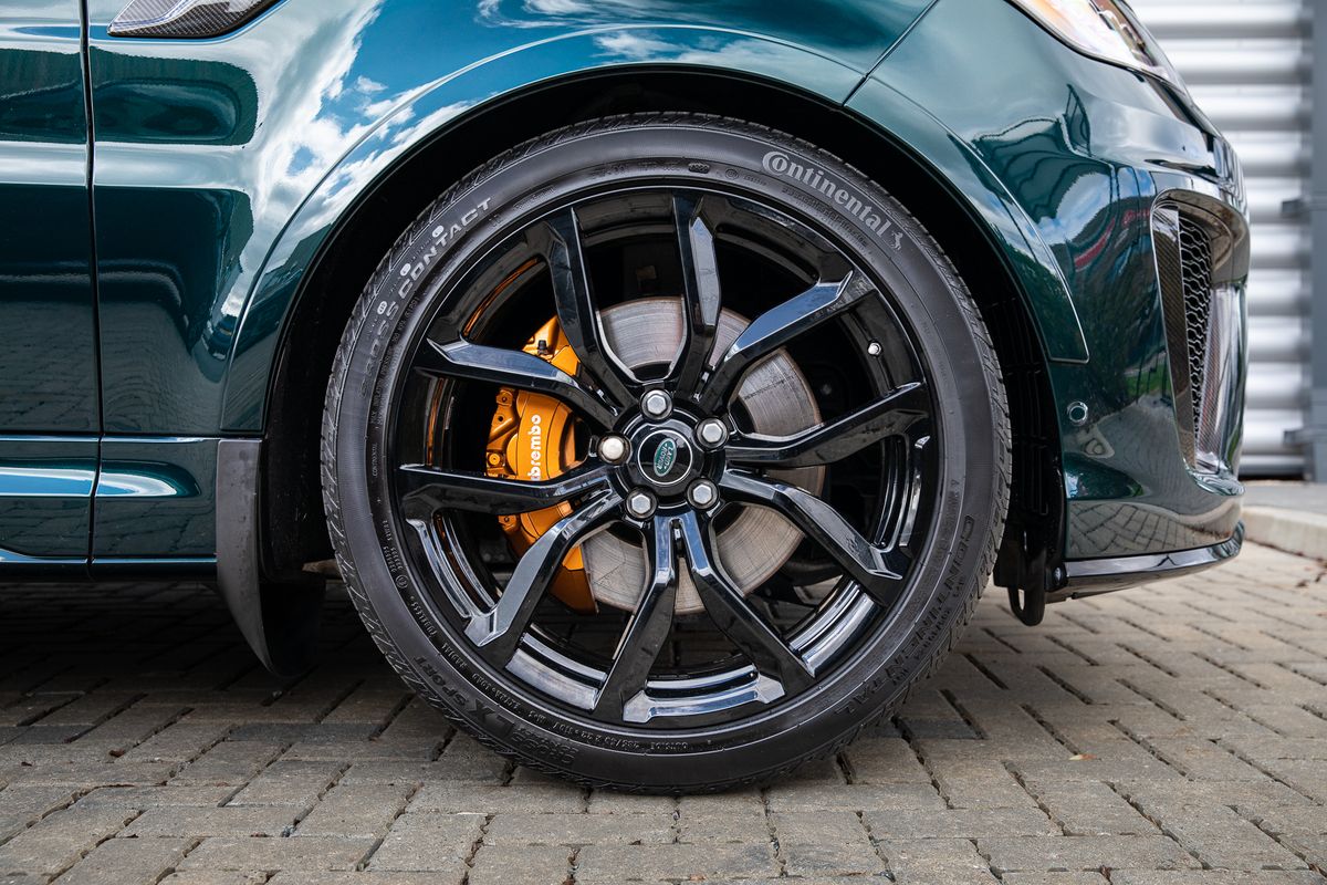 2021 Land Rover Range Rover SVR Carbon Edition