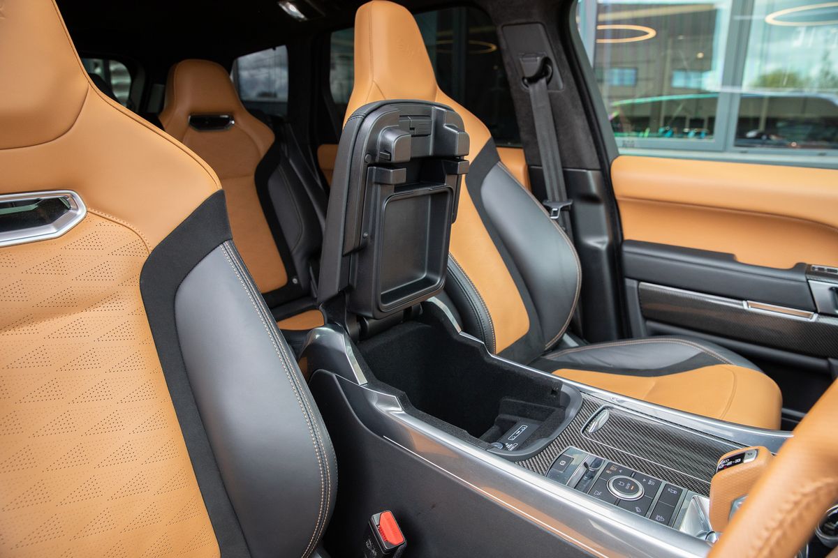 2021 Land Rover Range Rover SVR Carbon Edition