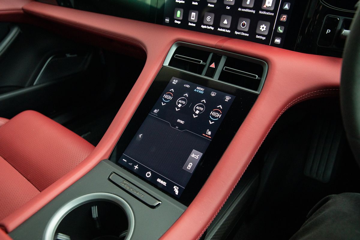2022 Porsche Taycan Performance Plus 93.4kWh Turbo S Cross Turismo