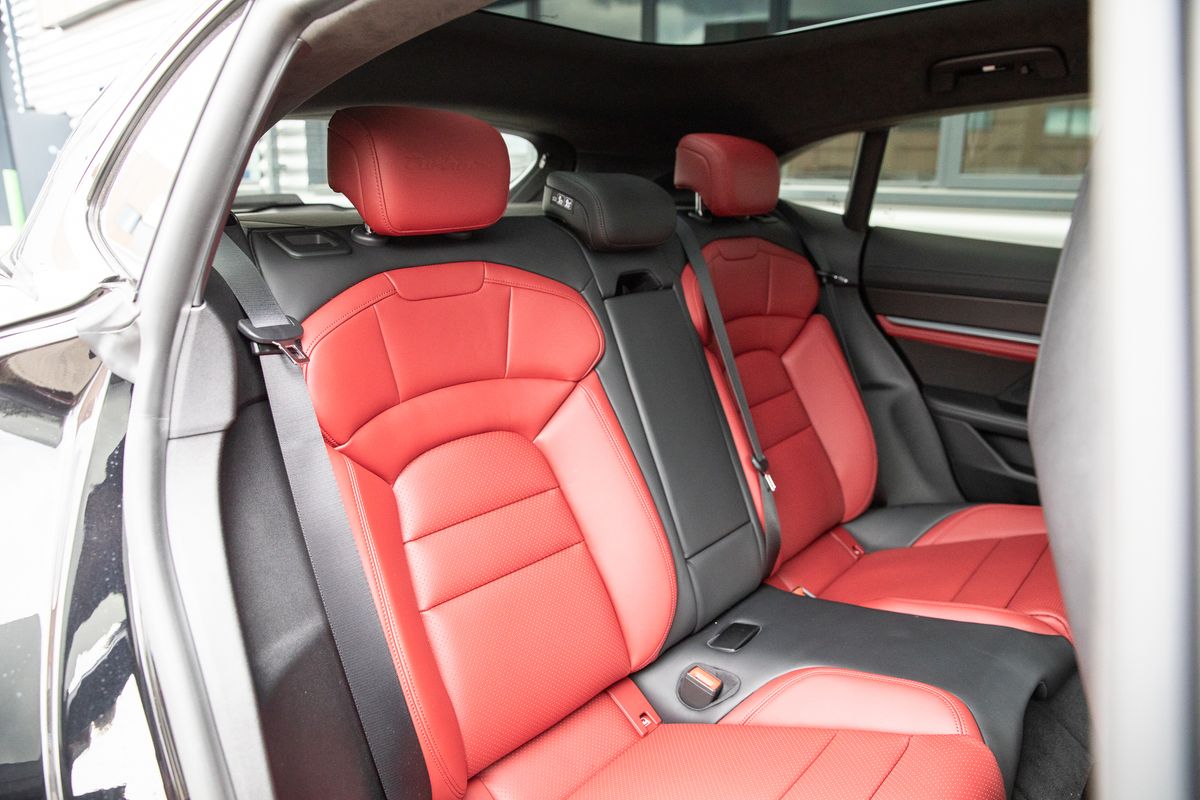 2022 Porsche Taycan Performance Plus 93.4kWh Turbo S Cross Turismo