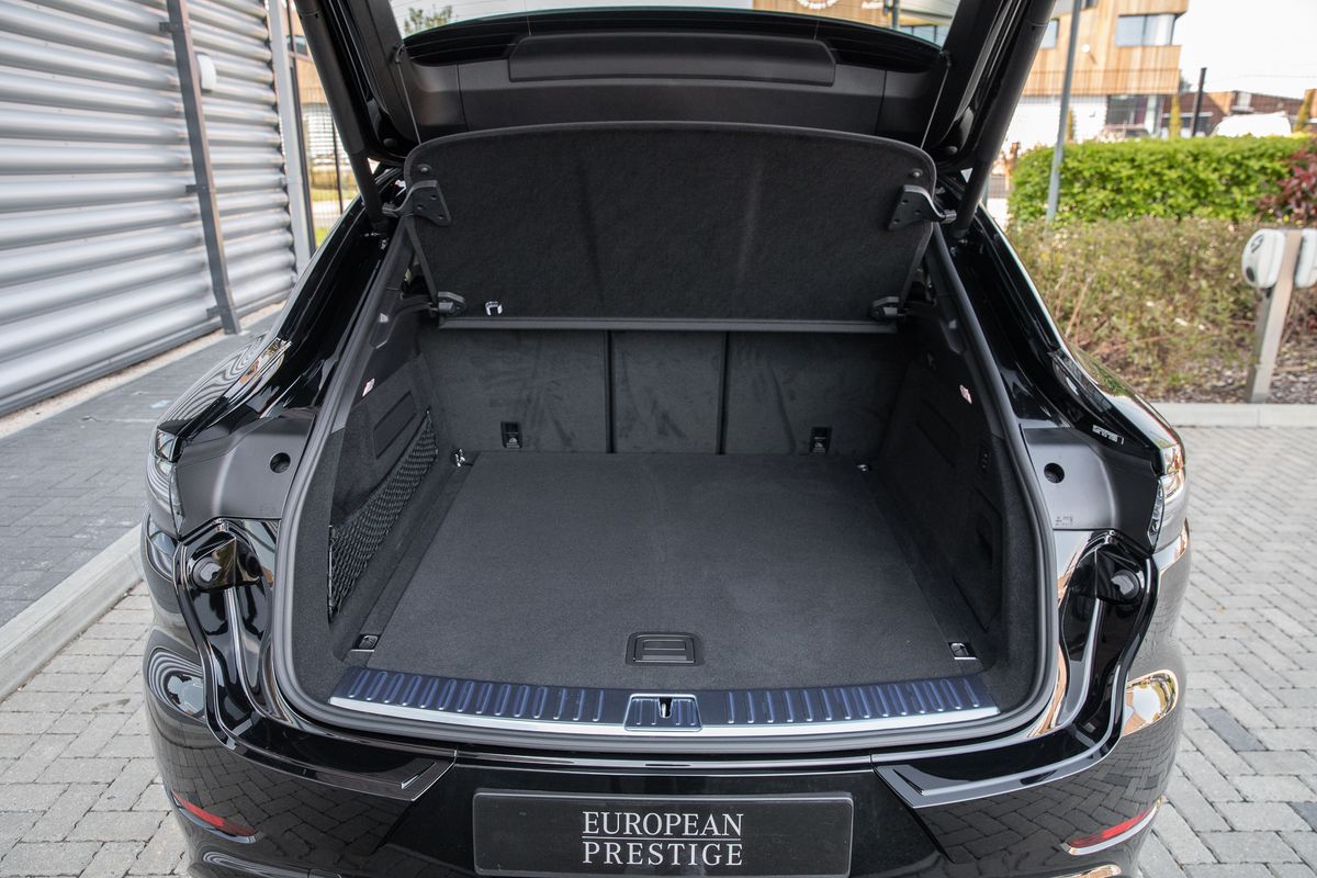2022 Porsche Cayenne 4.0 V8 E-Hybrid 17.9kWh Turbo S TiptronicS