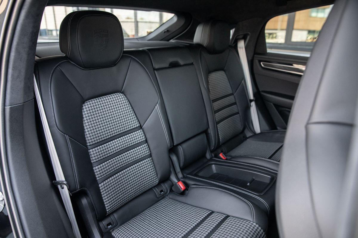 2022 Porsche Cayenne 4.0 V8 E-Hybrid 17.9kWh Turbo S TiptronicS