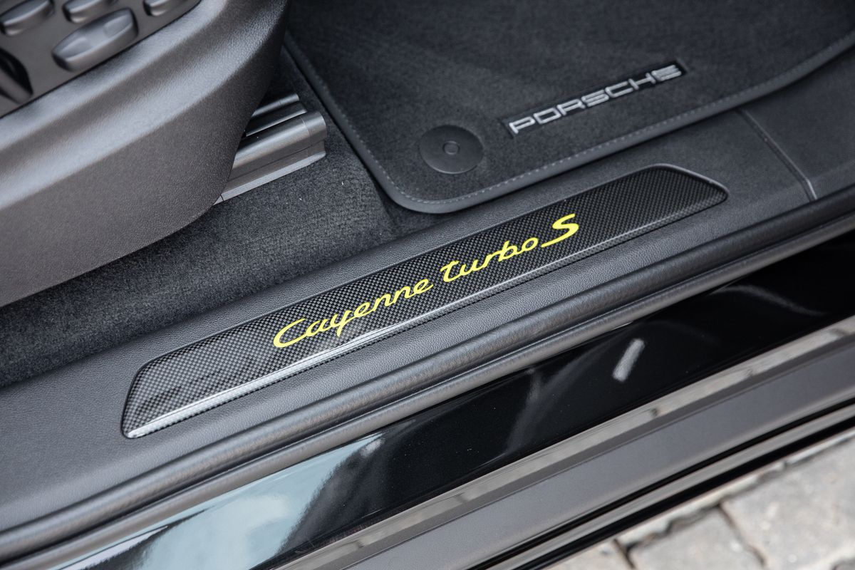 2022 Porsche Cayenne 4.0 V8 E-Hybrid 17.9kWh Turbo S TiptronicS