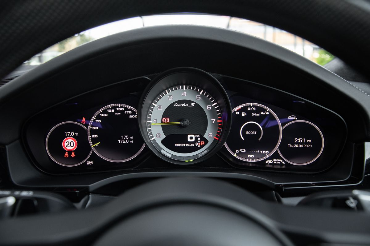 2022 Porsche Cayenne 4.0 V8 E-Hybrid 17.9kWh Turbo S TiptronicS